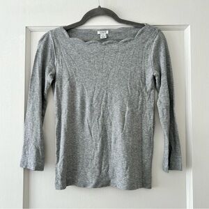 J. Crew Grey Scalloped Neckline 3/4 Sleeve Knit Top 100% Cotton Size XXSMALL EUC